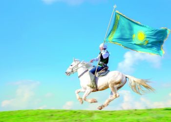 Азамат АСҚАРОВ: Көк туындай қазақтың желбіресін…