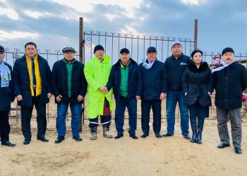 Жигули Дайрабаев өндіріс ошақтарын аралады