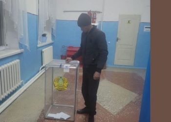 Алмалы тұрғындары сайлауға ағылуда