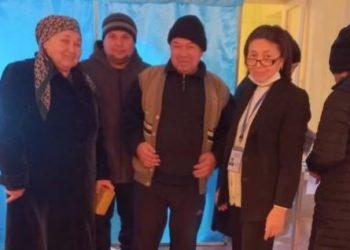 Қасенов көшесіндегі белсенді отбасы