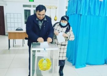Аудан әкімінің орынбасары дауыс берді