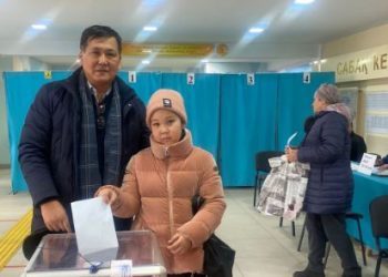 Композитор, әнші Мақсат Жәутіков дауыс берді