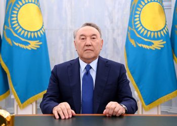 Нұрсұлтан Назарбаев дауыс берді — видео