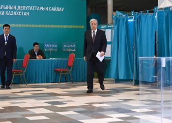 Қасым-Жомарт Тоқаев Мәжіліс пен жергілікті мәслихаттар сайлауында дауыс берді