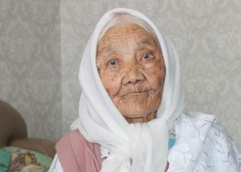 Жетісулық қарт ана дауыс берді