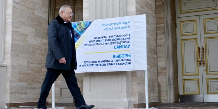 Облыс басшысы сайлауда дауыс берді