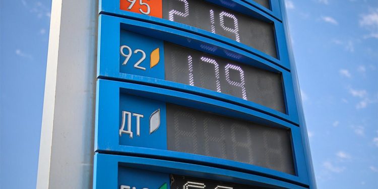 Бөлшек саудадағы жанармай бағасын көтеру қажет