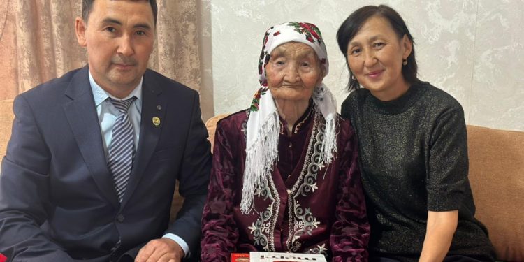 101 ЖАСТАҒЫ КЕЙУАНА ДАУЫС БЕРДІ
