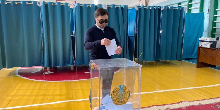 Олимпиада чемпионы Елдос Сметов таңдау жасады