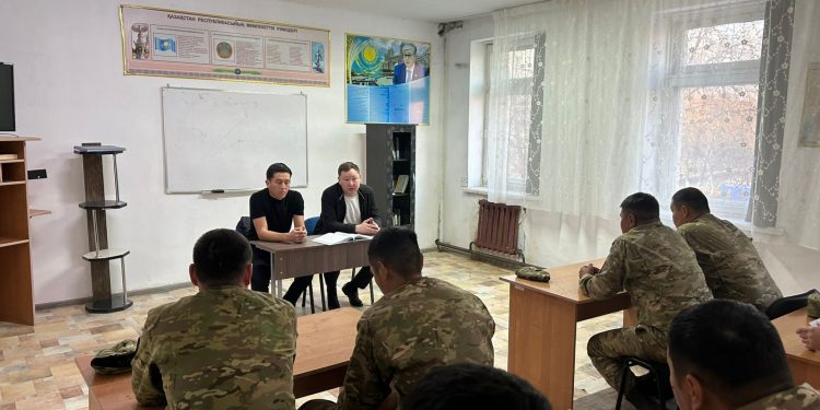 Әскери қызметшілермен профилактикалық кездесу өтті