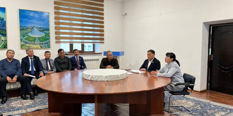 «Ұлттық қауіпсіздік және адам құқықтары» тақырыбында жария пікірталас өтті