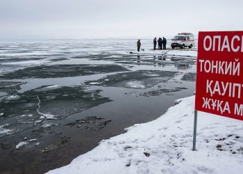 Жетісу су айдындарында мұздың жұқаруына байланысты қауіп күшейді
