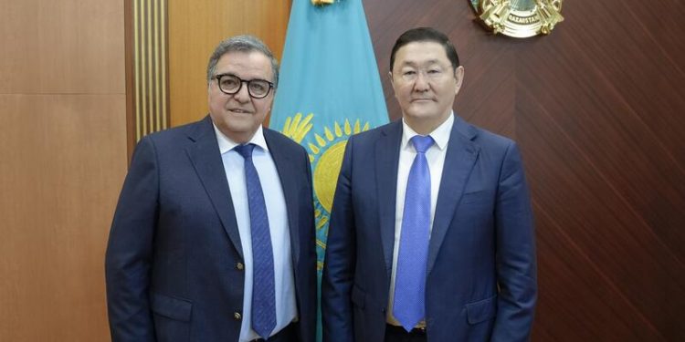 Бас Прокурор Қазақстандағы Америкалық сауда палатасы өкілдерін және ірі инвестор компанияларды қабылдады