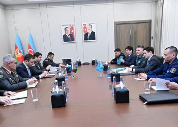 Қазақстан Қорғаныс министрінің цифрландыру жөніндегі орынбасары Бакуге сапармен барды