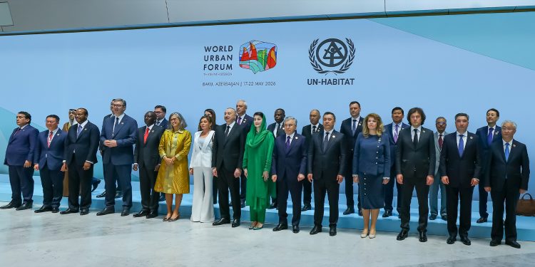 Олжас Бектенов по поручению Президента принял участие в сессии World Urban Forum в Баку