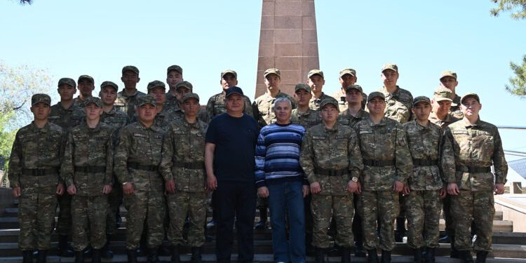 Талдықорғанда әскери-техникалық мектеп ұжымы сенбілік ұйымдастырды