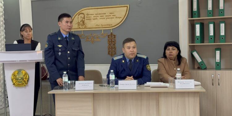 Текеліде отбасы құндылықтарын нығайту мәселесі талқыланды