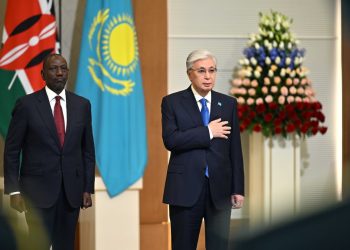 Қазақстан мен Кения президенттері кеңейтілген құрамда келіссөз жүргізді