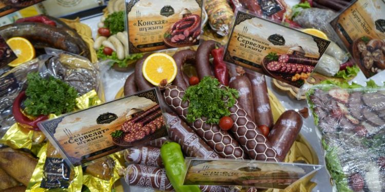 «Бір ауыл – бір өнім»: жетісулық 40-қа жуық кәсіпкер өз өнімдерін көпшілік назарына ұсынды