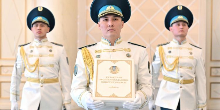 Адами капиталды дамыту мемлекеттің стратегиялық басымдығына айналды – Қазақстанның жаңа Конституциясы күшіне енді