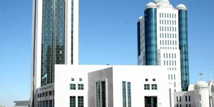 Құрылтай халық сенімін ақтайтын жаңа саяси институт бола ала ма?