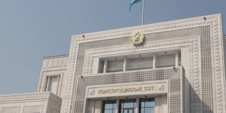 Конституциялық сот: Бірқатар лауазымды тұлғалар қайта тағайындала алады