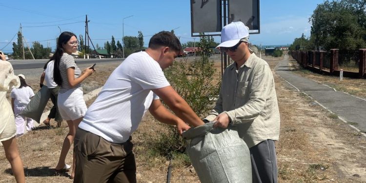 В области Жетісу проведена экологическая акция «Taza Post – Алакөл»