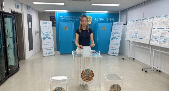 Қазақстан Республикасының азаматтары Құрылтай депутаттарын сайлауына бірінші болып Кореяда жүзеге асырды