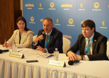 Ресейлік бақылаушылар: Қазақстандағы сайлау ашық өтіп жатыр, заң бұзушылықтар байқалмады