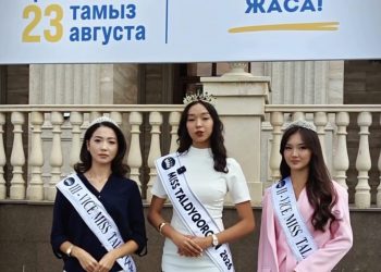 Талдықорғанның басты арулары сайлауға келді