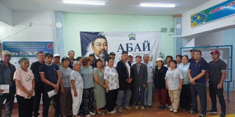 Ақсу ауданының 16 ауылының тұрғындары бір мезетте азаматтық ұстанымдарын білдірді