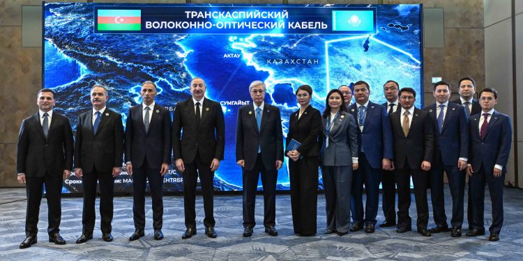 Қазақстан мен Әзербайжан Транскаспий талшықты-оптикалық байланыс желісін іске қосты
